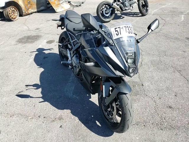 2025 Suzuki Gsx800 F VIN: JS1EM13BXS7100334 Lot: 57173305