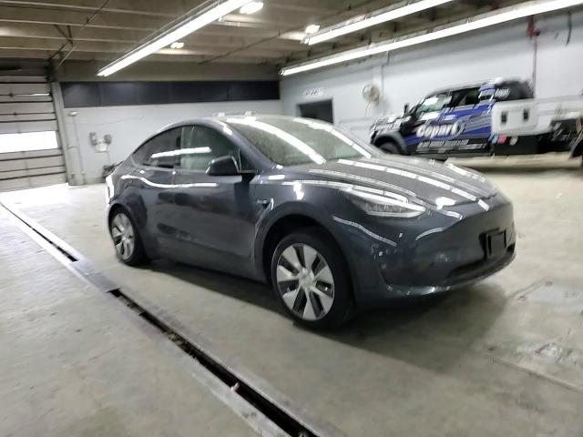 2021 Tesla Model Y VIN: 5YJYGDED5MF107781 Lot: 55992995