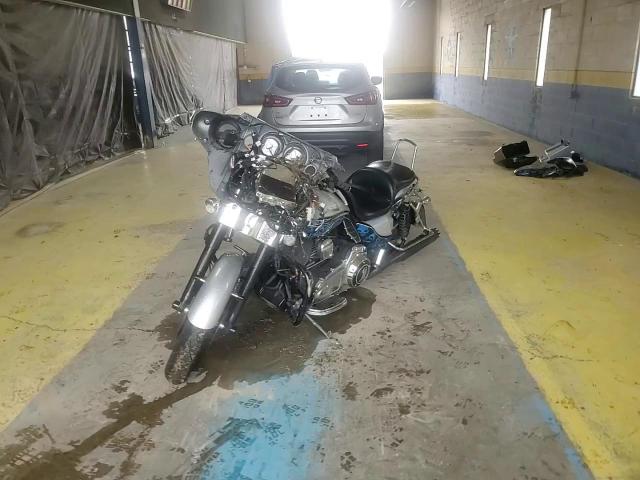 2013 Harley-Davidson Flhx Street Glide VIN: 1HD1KBM11DB615632 Lot: 58556275