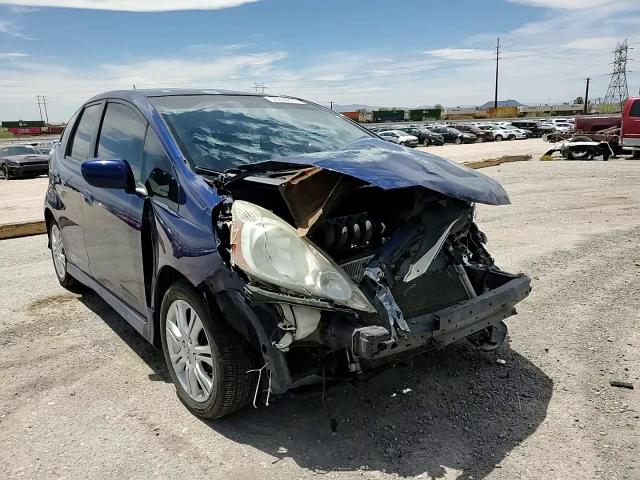 2011 Honda Fit Sport VIN: JHMGE8H58BC019183 Lot: 56984845