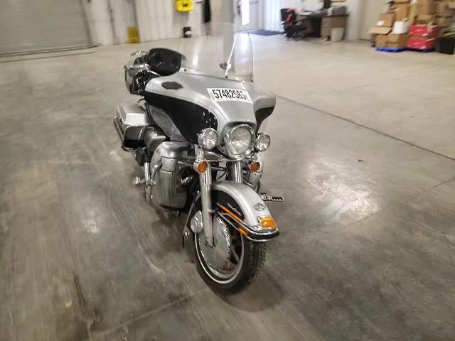 2003 Harley-Davidson Flhtcui Anniversary VIN: 1HD1FCW433Y627083 Lot: 57482585