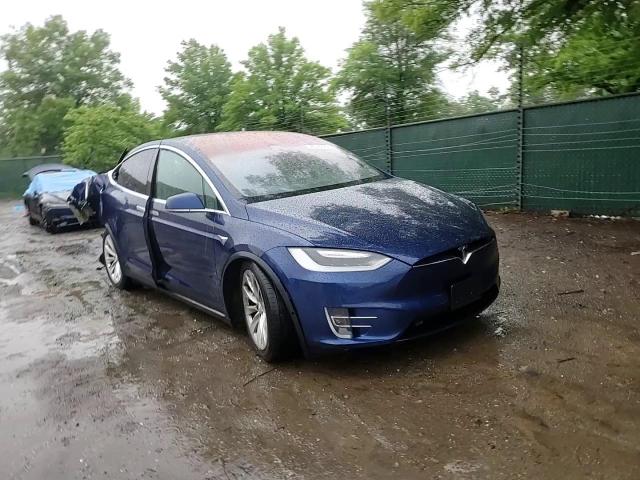 2017 Tesla Model X VIN: 5YJXCDE2XHF067404 Lot: 58556245