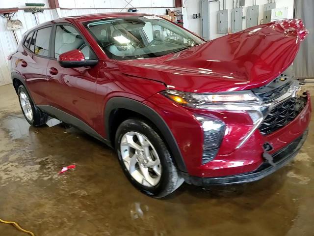 2025 Chevrolet Trax Ls VIN: KL77LFEP2SC071214 Lot: 55948625