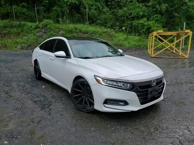 2018 Honda Accord Sport VIN: 1HGCV1F34JA201239 Lot: 56598275