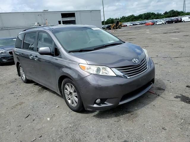 2011 Toyota Sienna Xle VIN: 5TDYK3DC1BS087197 Lot: 56860295