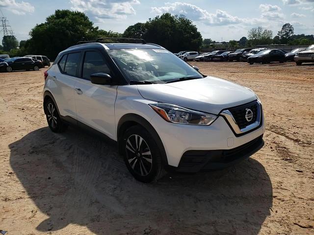 2018 Nissan Kicks S VIN: 3N1CP5CU3JL511892 Lot: 57260555
