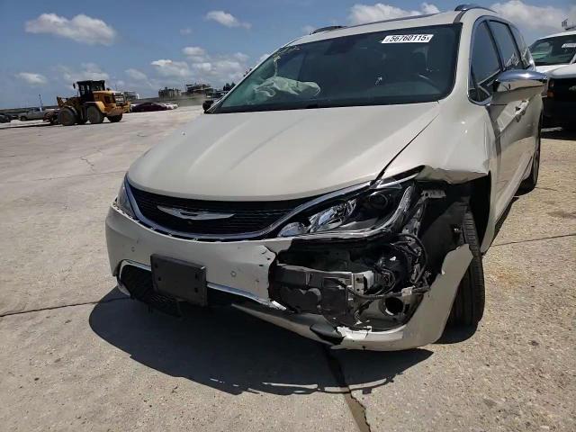 2017 Chrysler Pacifica Limited VIN: 2C4RC1GG2HR744207 Lot: 56760115
