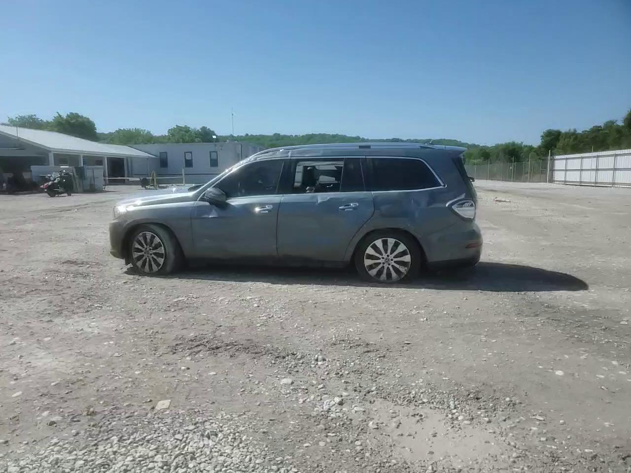 Фото: 4JGDF6EE9HA958563