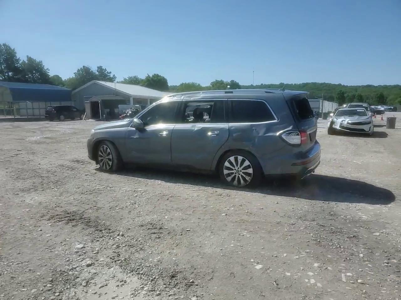 Фото: 4JGDF6EE9HA958563