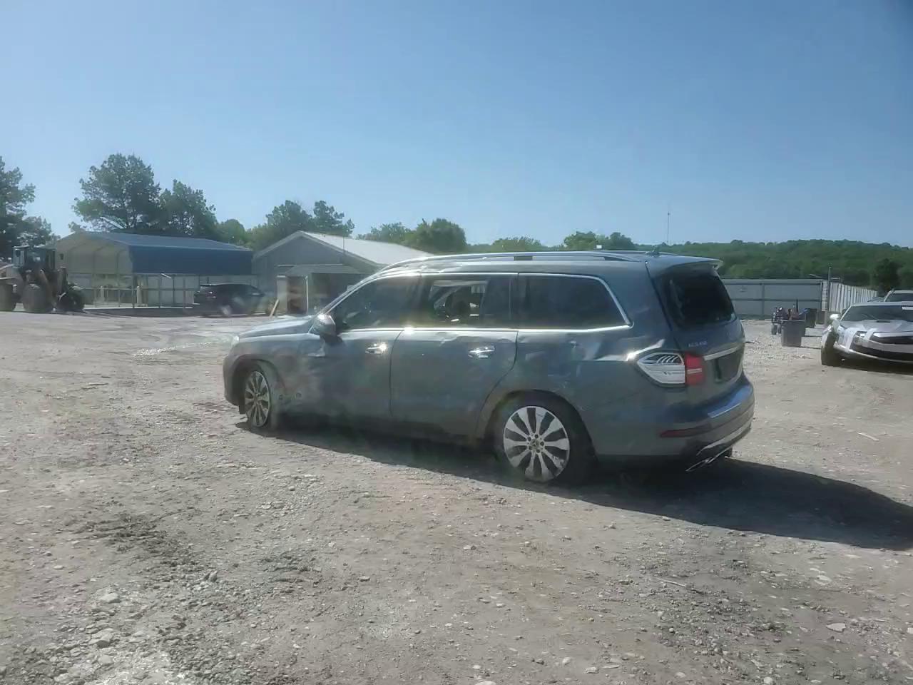 Фото: 4JGDF6EE9HA958563