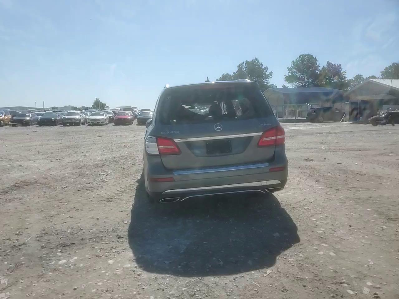 Фото: 4JGDF6EE9HA958563