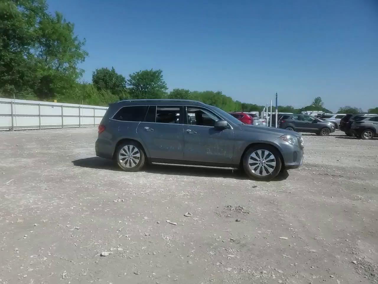 Фото: 4JGDF6EE9HA958563