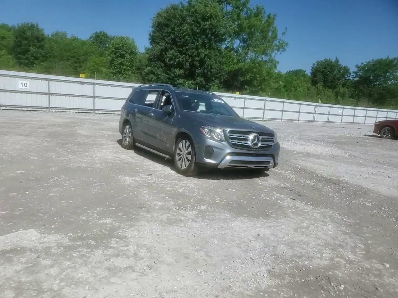 Фото: 4JGDF6EE9HA958563