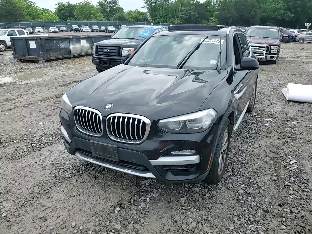 Фото: 5UXTR9C52KLE20263