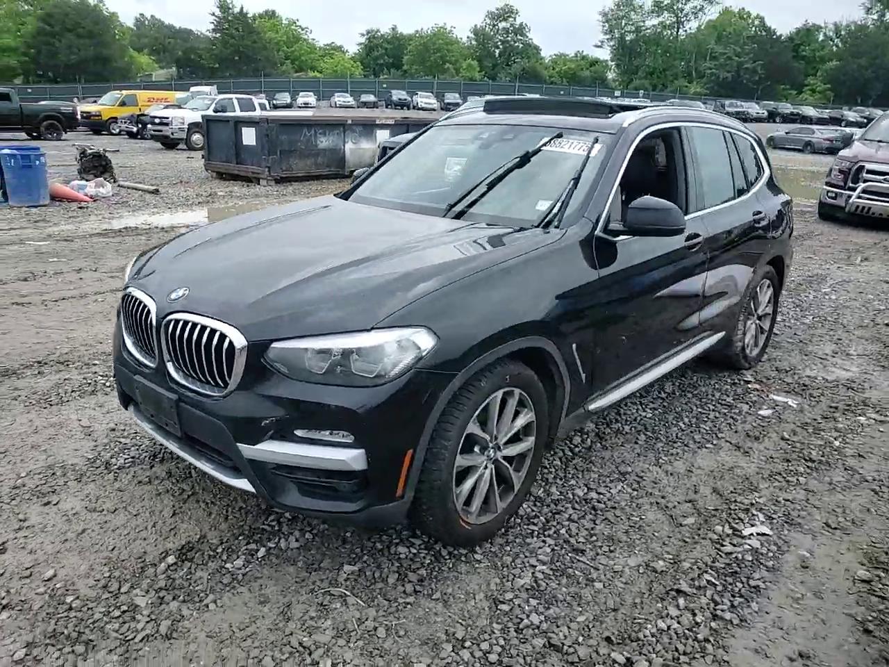 Фото: 5UXTR9C52KLE20263