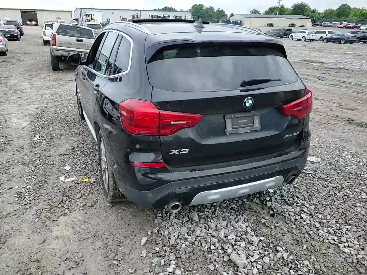 Фото: 5UXTR9C52KLE20263