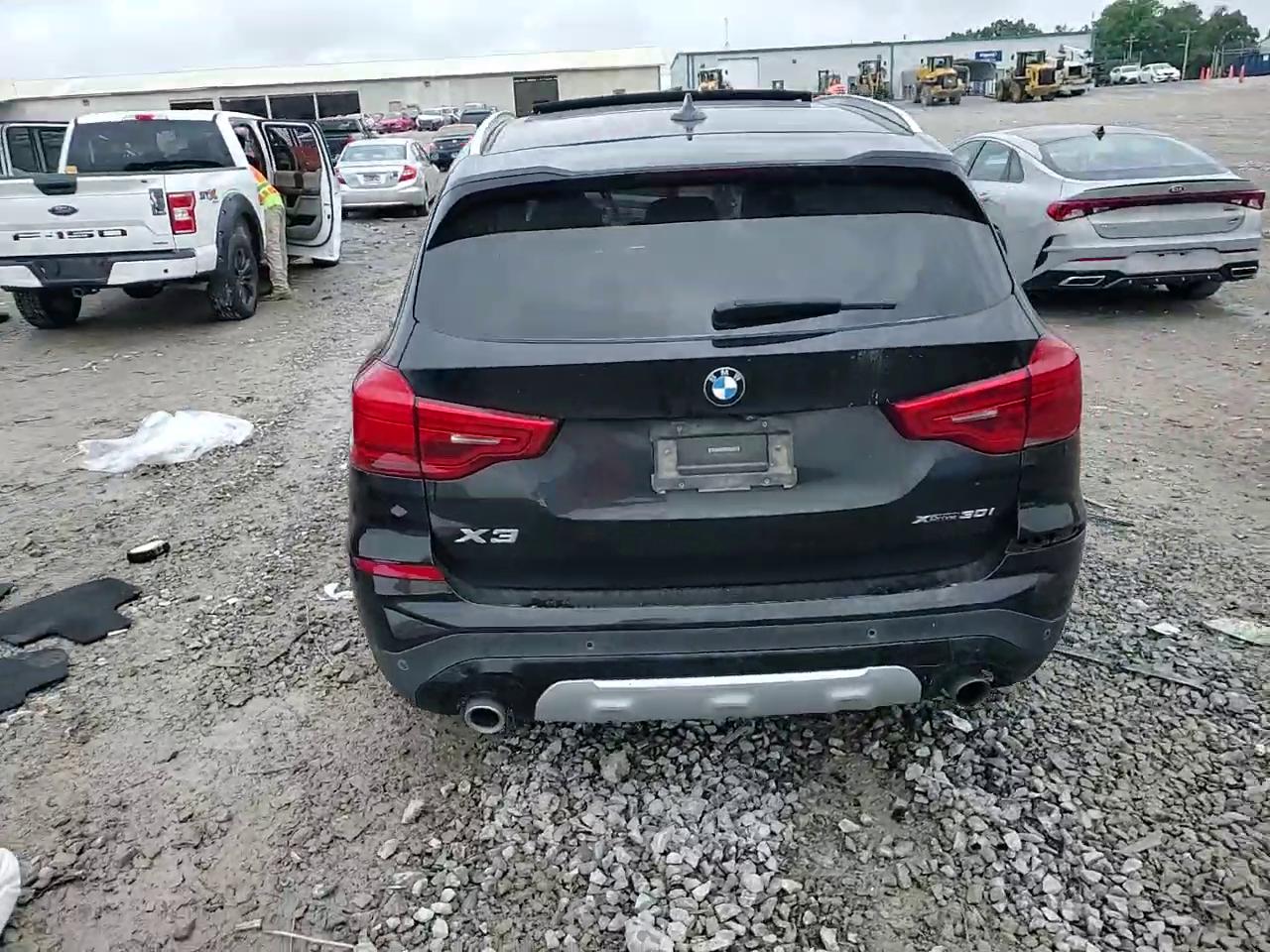 Фото: 5UXTR9C52KLE20263