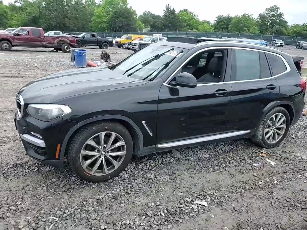 Фото: 5UXTR9C52KLE20263