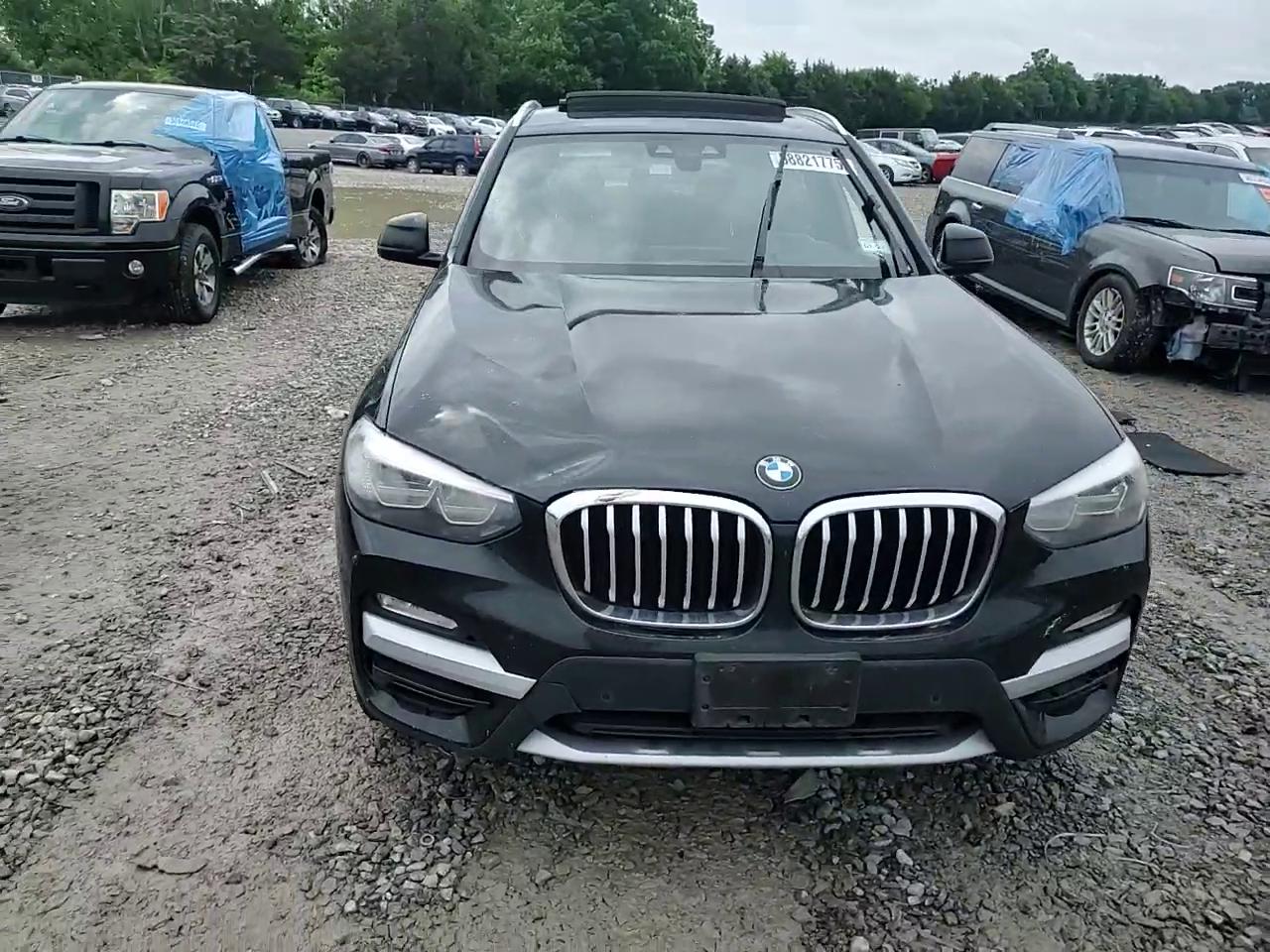 Фото: 5UXTR9C52KLE20263