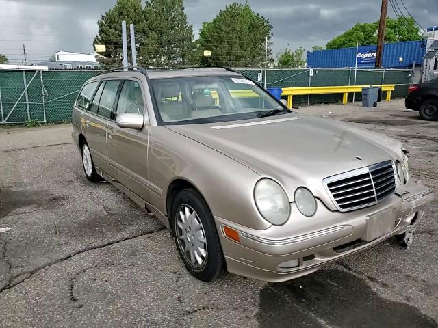2000 Mercedes-Benz E 320 4Matic VIN: WDBJH82J7YX041308 Lot: 57143515