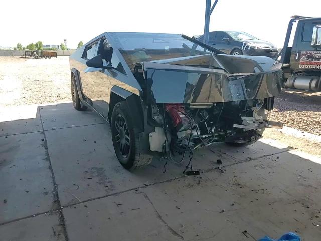 2024 Tesla Cybertruck VIN: 7G2CEHEE0RA030822 Lot: 57177875