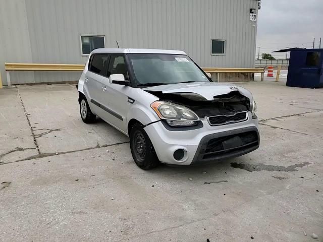 2012 Kia Soul VIN: KNDJT2A56C7422092 Lot: 64768015