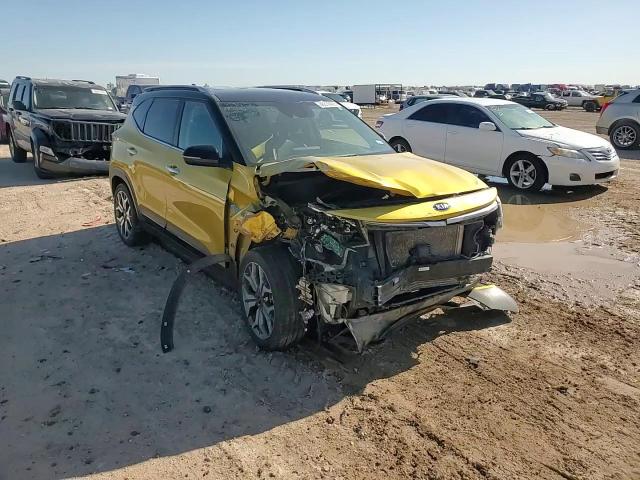 2021 Kia Seltos Sx VIN: KNDETCA22M7054427 Lot: 56819495