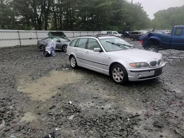 2004 BMW 325 Xit VIN: WBAEP33434PF03827 Lot: 56870025