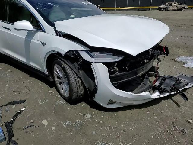 2020 Tesla Model X VIN: 5YJXCDE27LF261381 Lot: 58002965