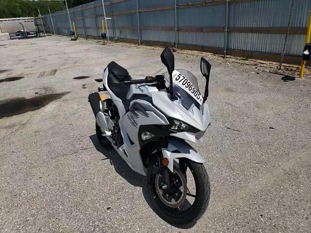 2025 Kawasaki Ex500 VIN: ML5EXGG14SDA48229 Lot: 57096905
