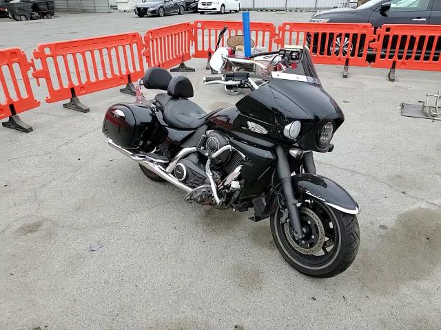 2011 Kawasaki Vn1700 J VIN: JKBVNRJ12BA000863 Lot: 57243925