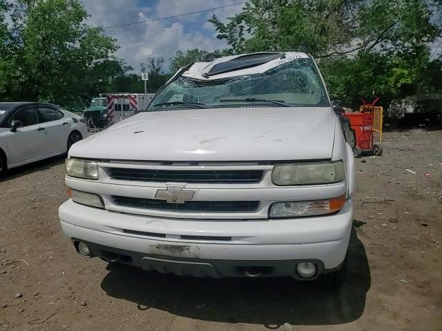 2005 Chevrolet Tahoe K1500 VIN: 1GNEK13T65R125476 Lot: 56010375