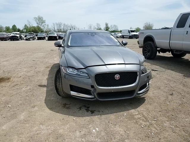 2017 Jaguar Xf Premium VIN: SAJBJ4BV0HCY43519 Lot: 55586225