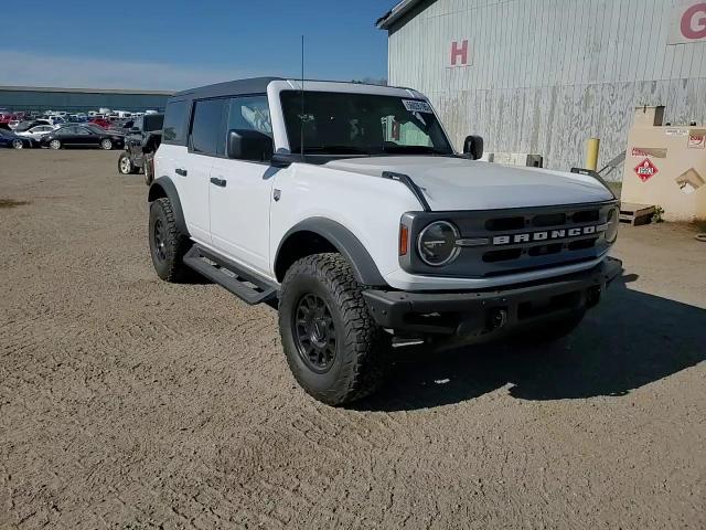 2023 Ford Bronco Base VIN: 1FMEE5BP2PLB64059 Lot: 56026195