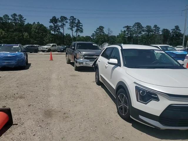 2023 Kia Niro Ex VIN: KNDCR3LEXP5057203 Lot: 57039295