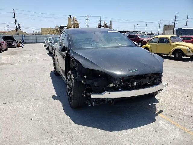 2022 Tesla Model X VIN: 7SAXCBE61NF356595 Lot: 56510685