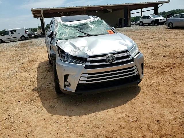 2019 Toyota Highlander Se VIN: 5TDKZRFH7KS559853 Lot: 57116675