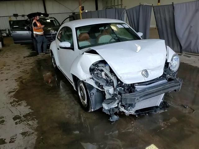 2015 Volkswagen Beetle 1.8T VIN: 3VWF17ATXFM603467 Lot: 57744855