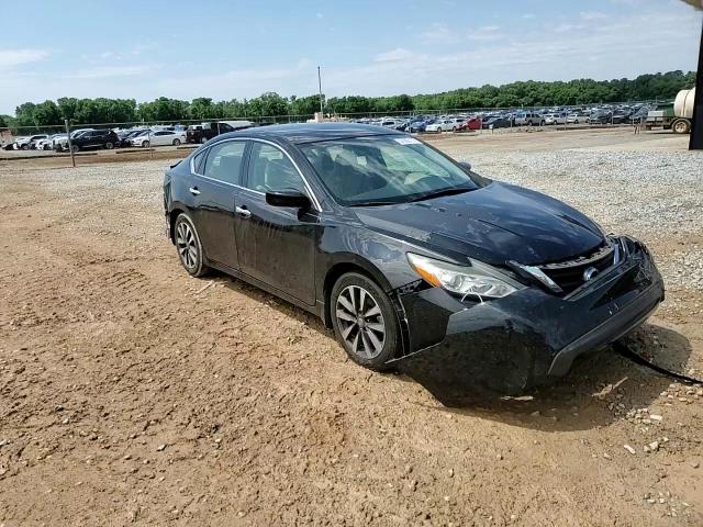 2017 Nissan Altima 2.5 VIN: 1N4AL3AP7HC161910 Lot: 57093175
