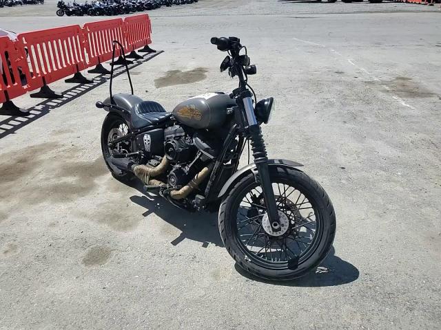 2018 Harley-Davidson Fxbb Street Bob VIN: 1HD1YJJ30JC074058 Lot: 57602265