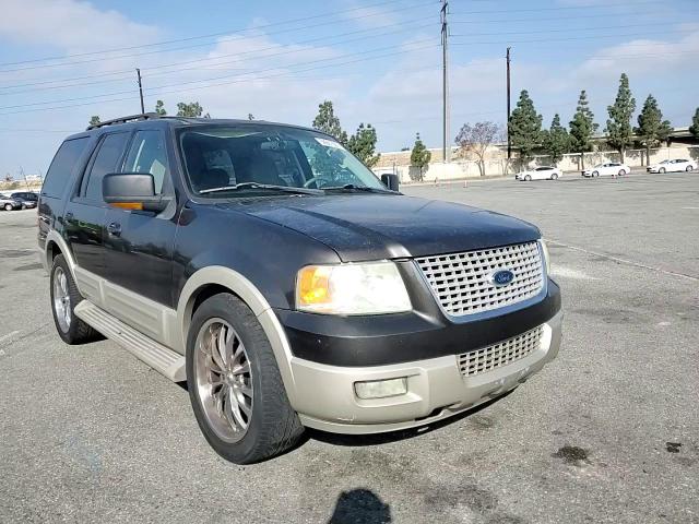 2005 Ford Expedition Eddie Bauer VIN: 1FMFU17505LA24709 Lot: 56061085
