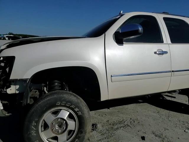 2011 Chevrolet Tahoe K1500 Ltz VIN: 1GNSKCE05BR145571 Lot: 58055295