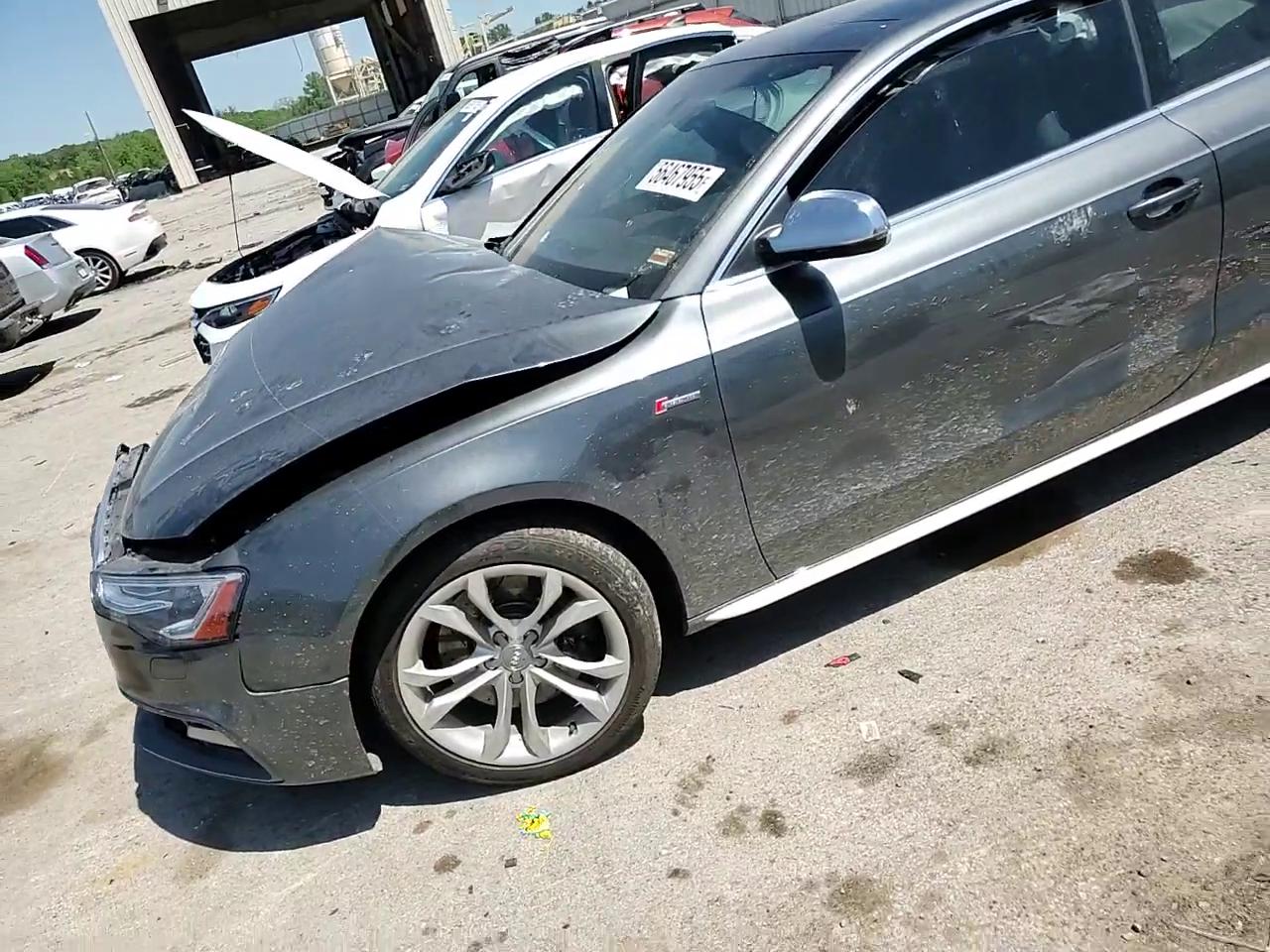 Фото: WAUVGAFR8FA031624