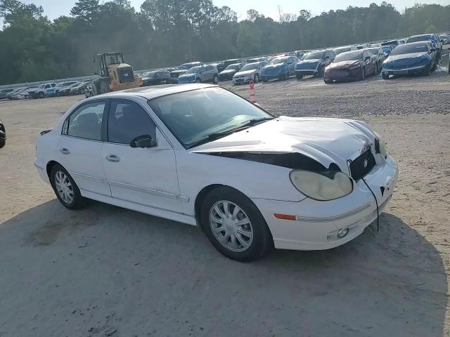 2002 Hyundai Sonata Gls VIN: KMHWF35HX2A552641 Lot: 57324655