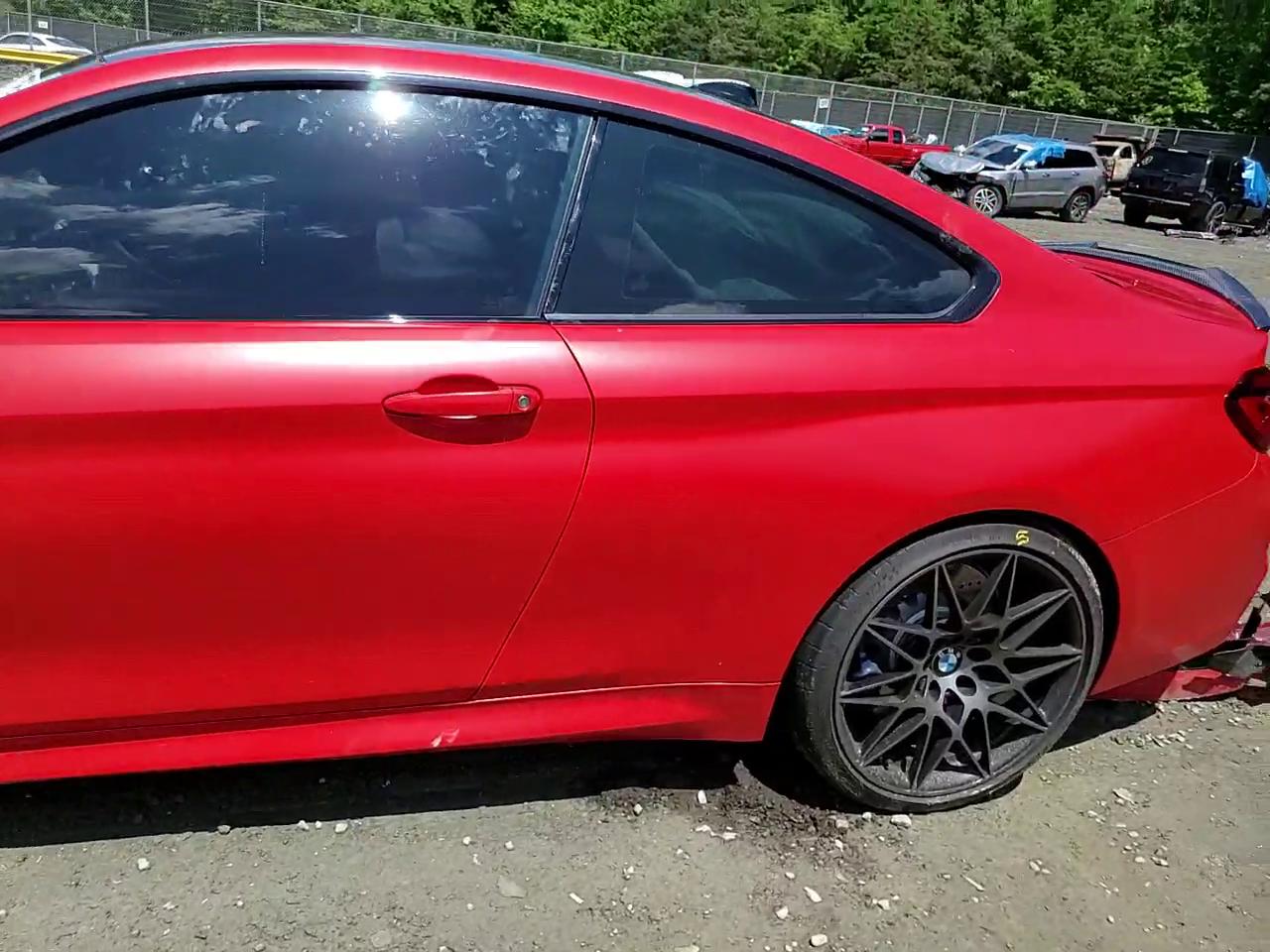 Фото: WBS4Y9C03LFH80812