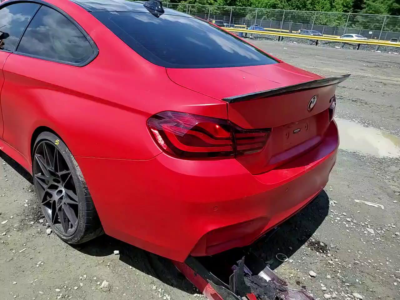 Фото: WBS4Y9C03LFH80812