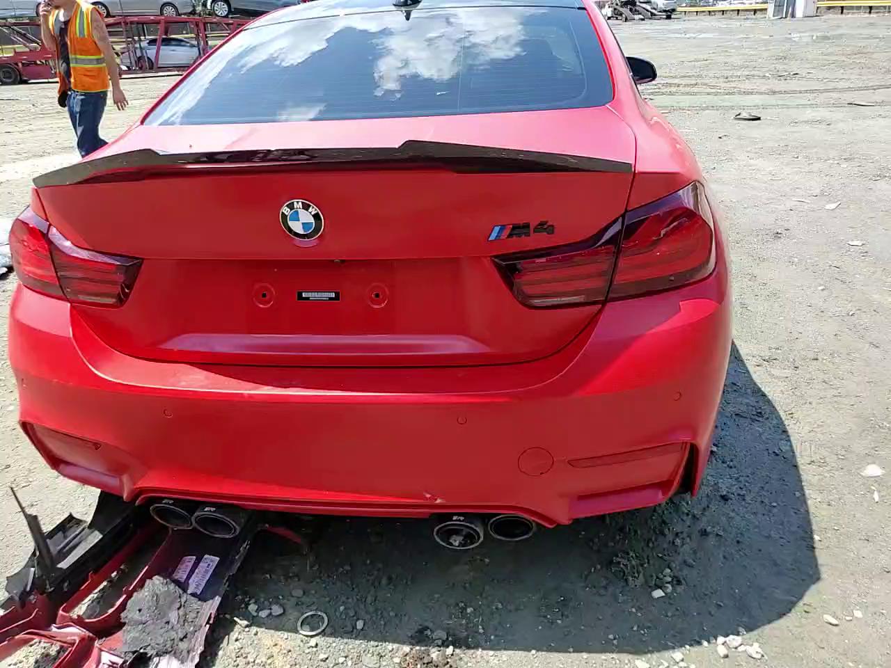 Фото: WBS4Y9C03LFH80812