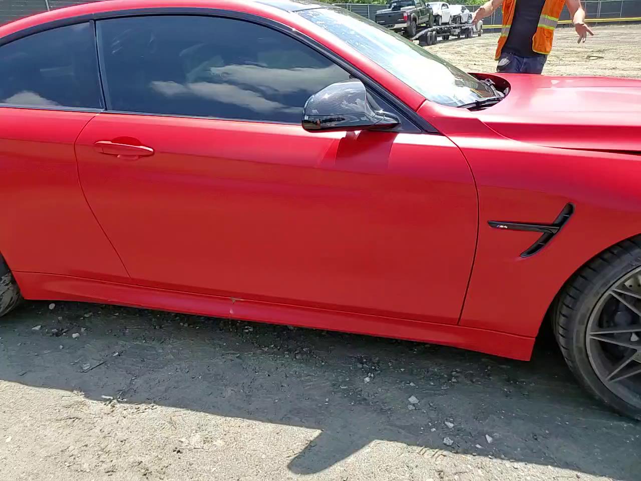 Фото: WBS4Y9C03LFH80812