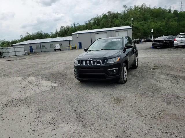 2018 Jeep Compass Latitude VIN: 3C4NJDBB3JT179535 Lot: 55020145
