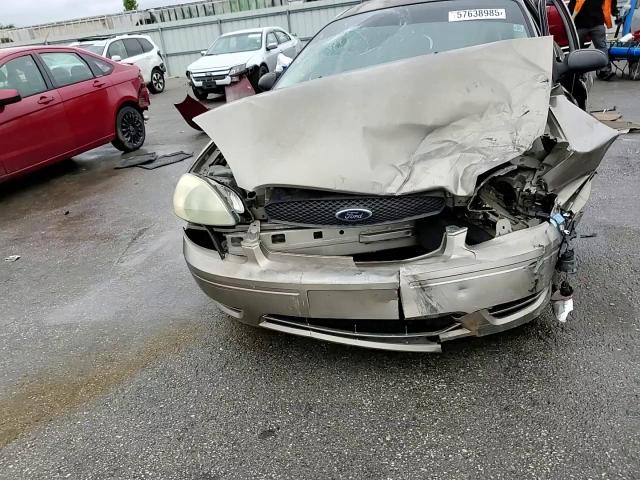 2005 Ford Taurus Se VIN: 1FAFP53UX5A258647 Lot: 57638985